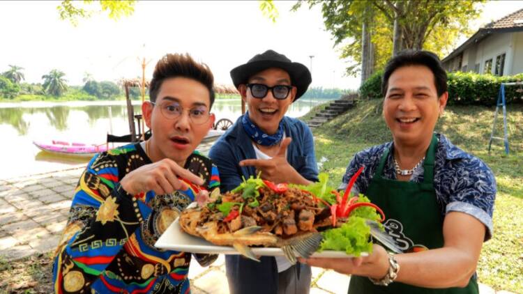 ปลาจาระเม็ดทอดราดซอสเต้าซี่